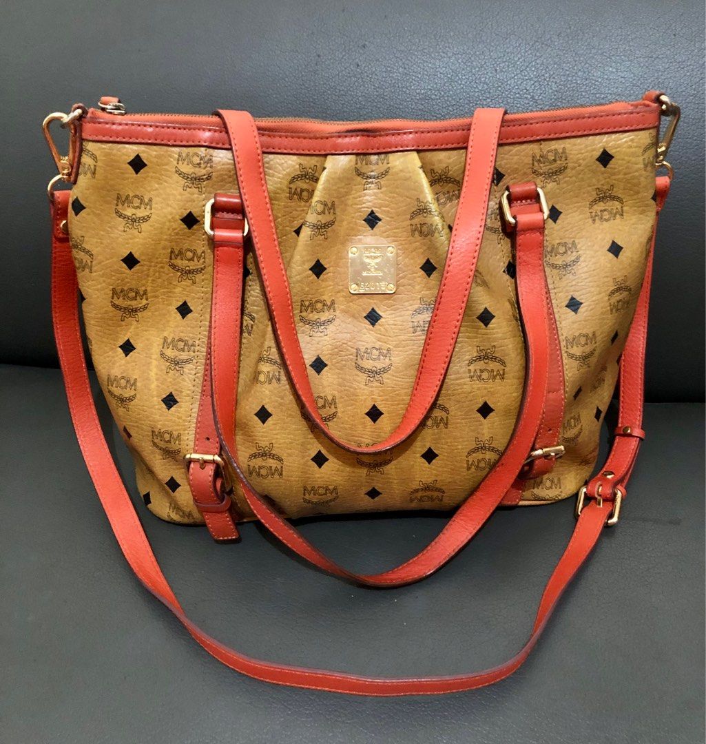 Used mcm tote store