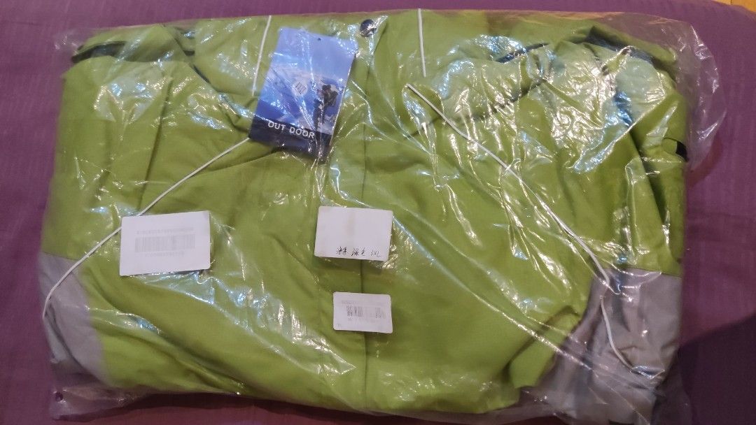 Winter Jacket (Category: Apparel) located in Singapore. Submitted by sophlee (Listing ID 1267763394, Image 3). Description: Plus-sized Winter Jackets 2 in BNIPackaging 2 lightly used and dry cleaned (Uniqlo) Price listed is for each item What you see is what you get Self-collect from Bedok Road please Low ballers, please do not enquire. thank you!.