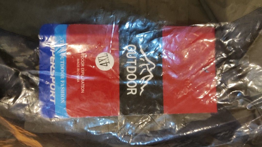 Winter Jacket (Category: Apparel) located in Singapore. Submitted by sophlee (Listing ID 1267763394, Image 2). Description: Plus-sized Winter Jackets 2 in BNIPackaging 2 lightly used and dry cleaned (Uniqlo) Price listed is for each item What you see is what you get Self-collect from Bedok Road please Low ballers, please do not enquire. thank you!.