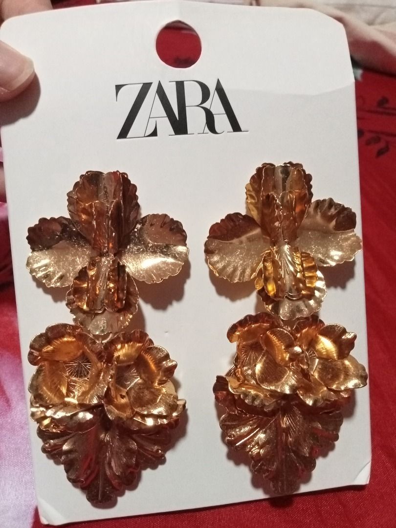Zara flower earrings Women s Fashion Jewelry Organisers