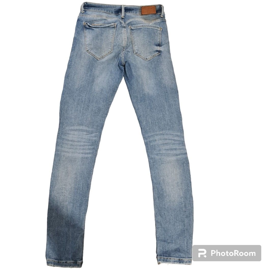 Zara Trafaluc Embrace Silhouette Slim Fit Jeans Women s Fashion Bottoms Jeans on Carousell
