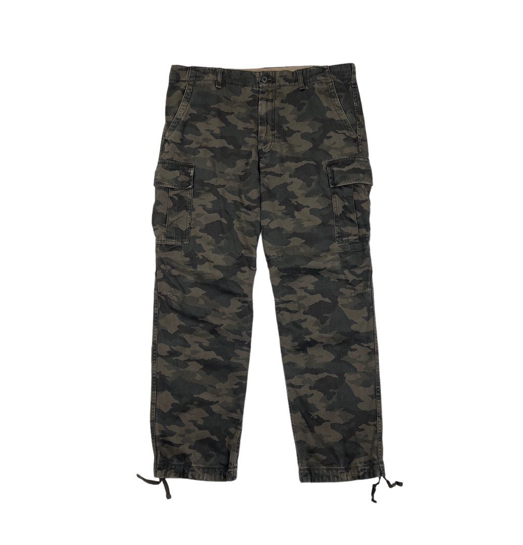 Uniqlo camo pants sales