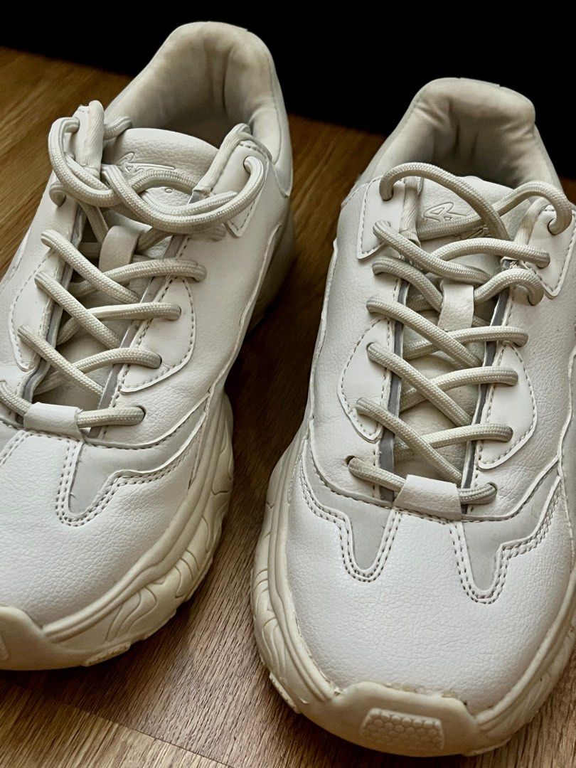 Chunky sneakers 2024 pull and bear