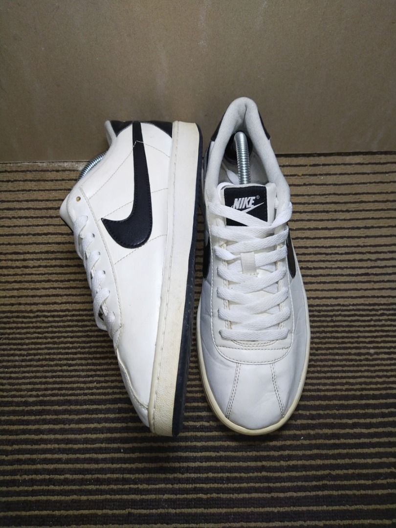 Nike store 371 top