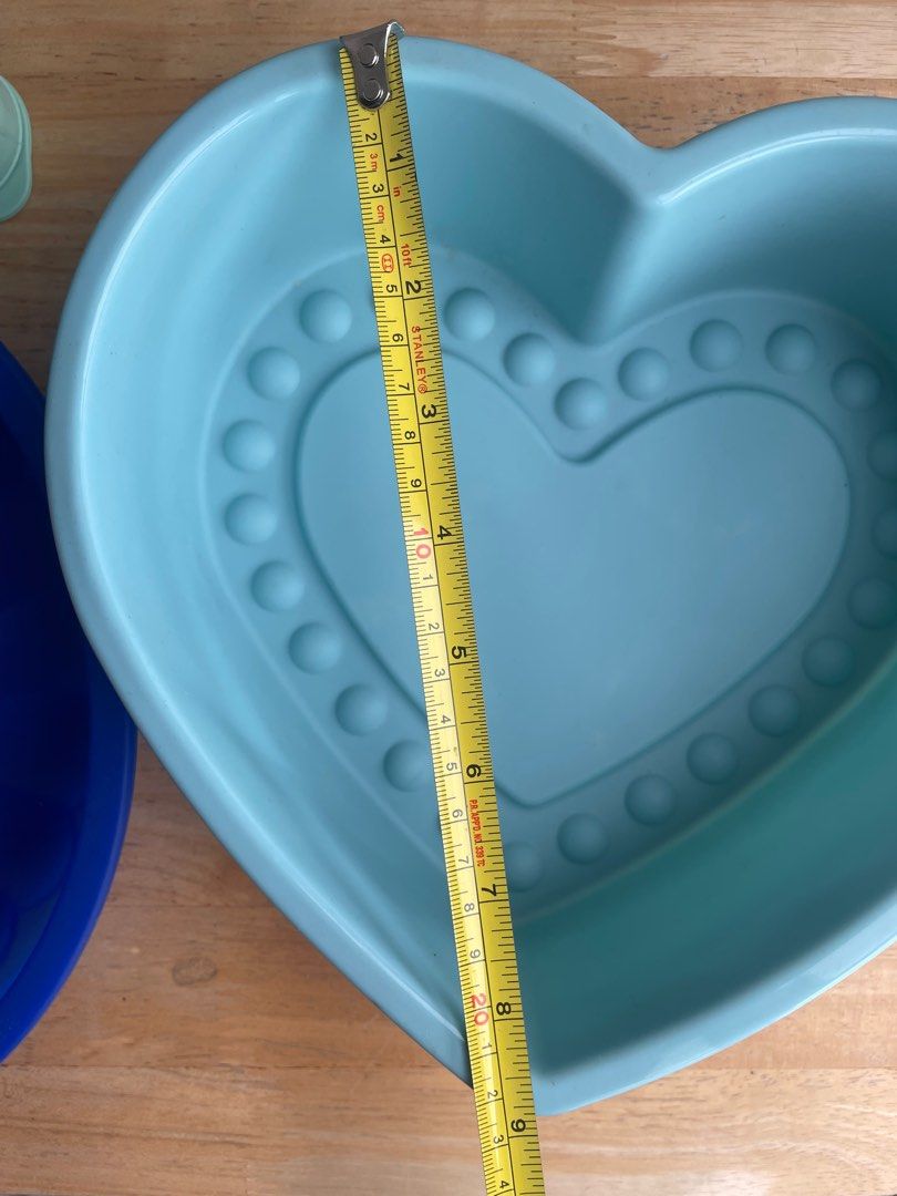 🇬🇧 Baking Silicone Cake, Donut and Ice Molds (Category: Bakeware) located in Quezon City. Submitted by shopgood_mnl (Listing ID 1268098329, Image 3). Description: Ikea Sockerkaka Heart-Shaped Cake Mold, Ernesto Silicone Ice Mold, Donut Mold, Round Cake Mold.