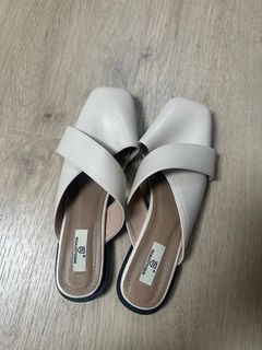 （分類：）位於 。 由 hhhhuhh 提交（商品編號 1268061377，圖片 1）。簡介： 。