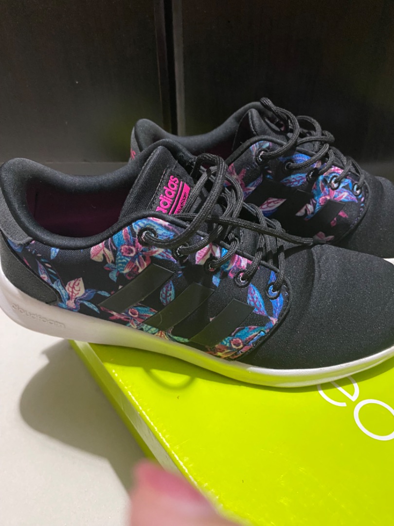 Adidas Neo, Women's Fashion, Footwear, Sneakers on Carousell