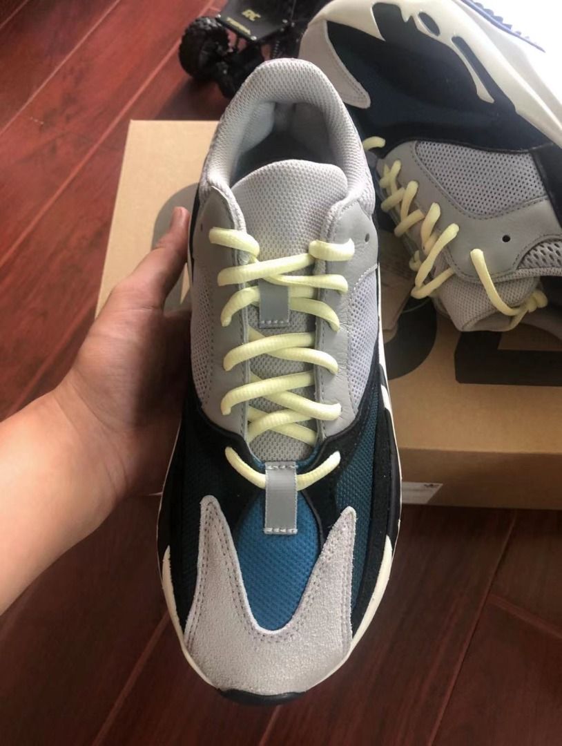 Adidas yeezy sale boost 700 original