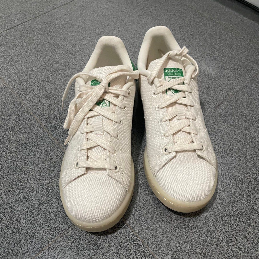 ADIDAS STANSMITH PRIMEBLUE (Category: Sneakers) located in Valenzuela. Submitted by cjdecluttersss (Listing ID 1268031205, Image 3). Description: Used once With box Size 4.5 US 22.5cm.