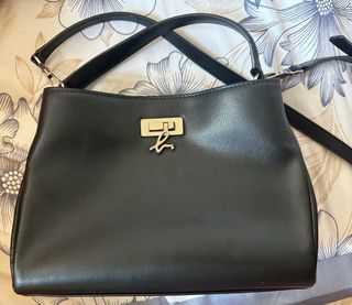 （分類：）位於 。 由 linalinalinabell 提交（商品編號 1267997905，圖片 1）。簡介： 。