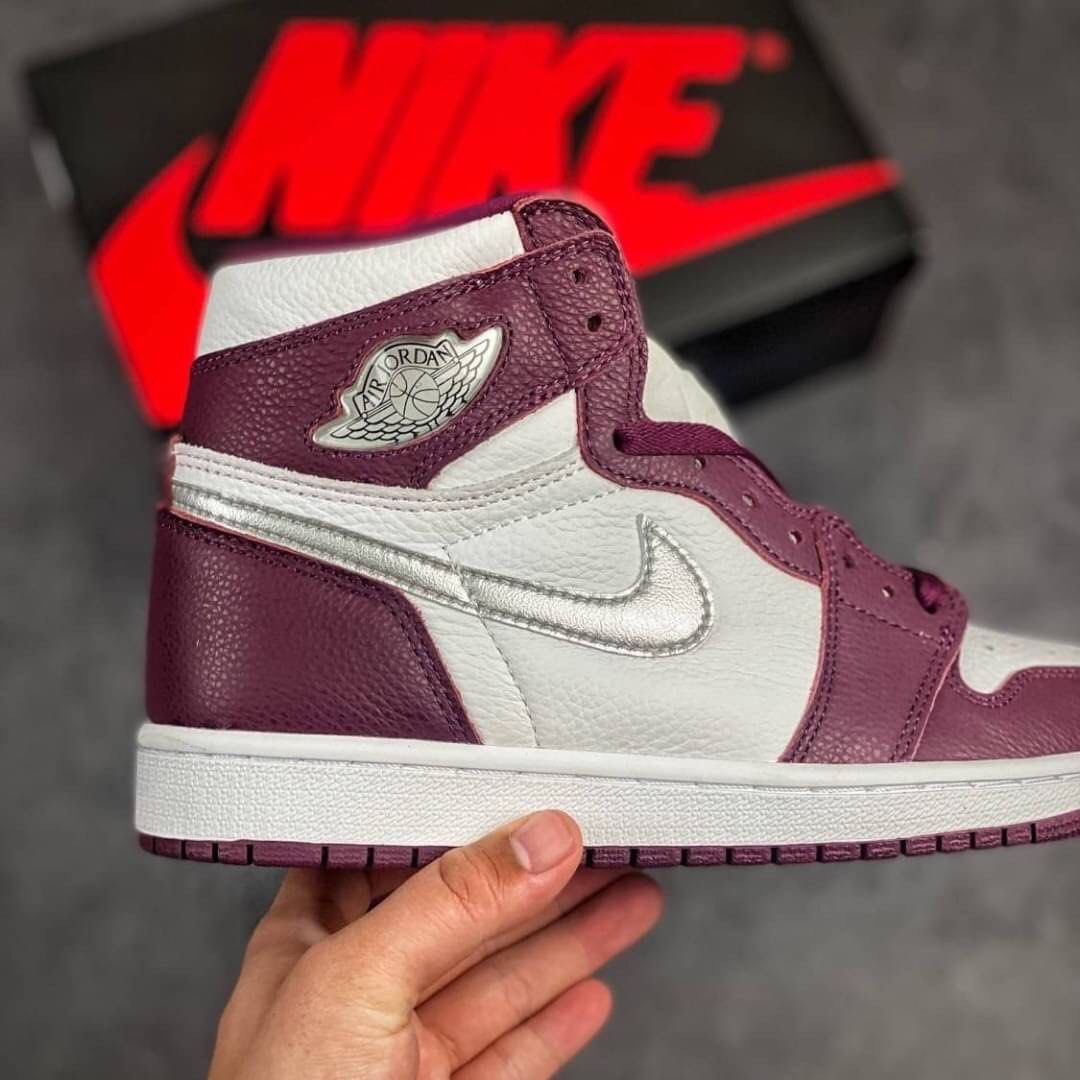 Air Jordan 1 Retro High OG “Bordeaux” Men's and Women's vintage