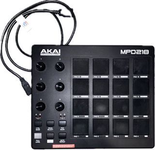 Akai MPD218