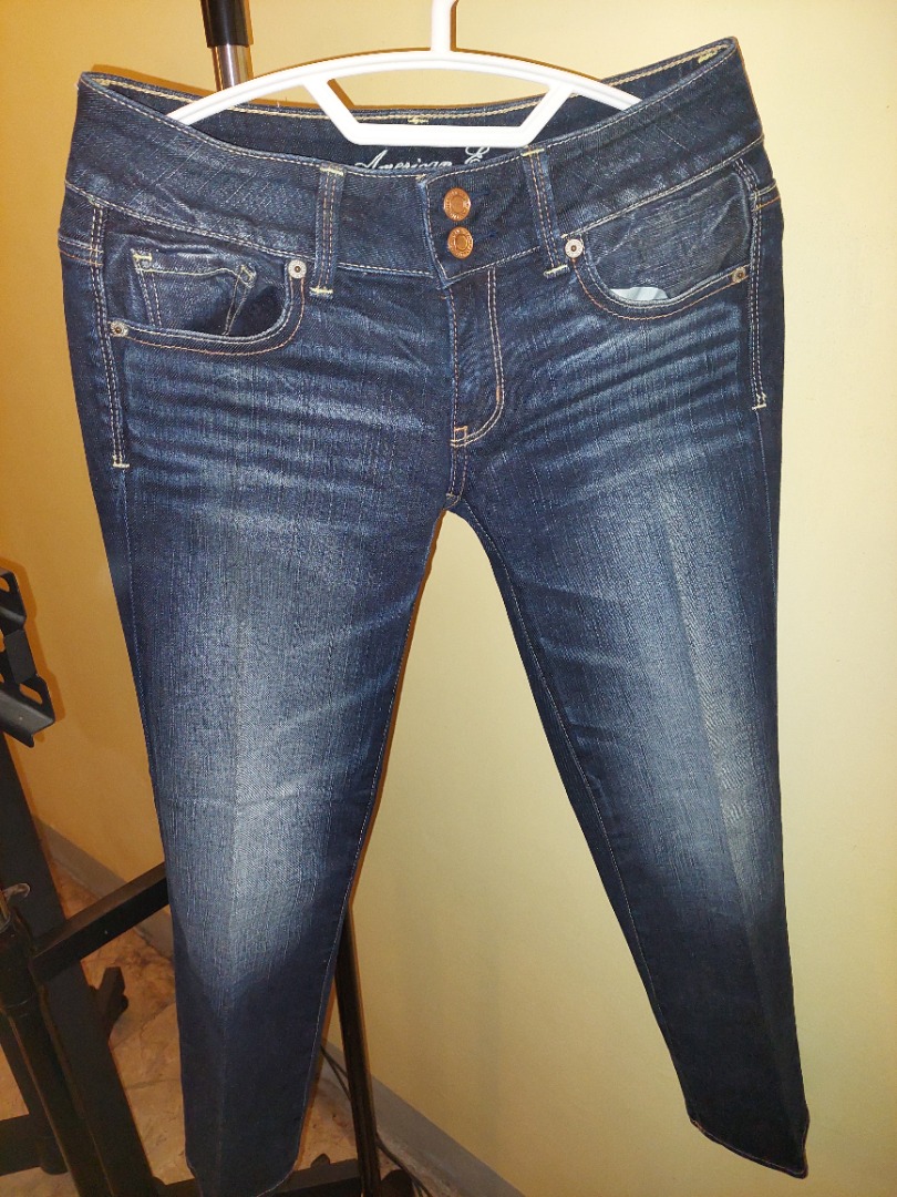 American eagle top capri pants