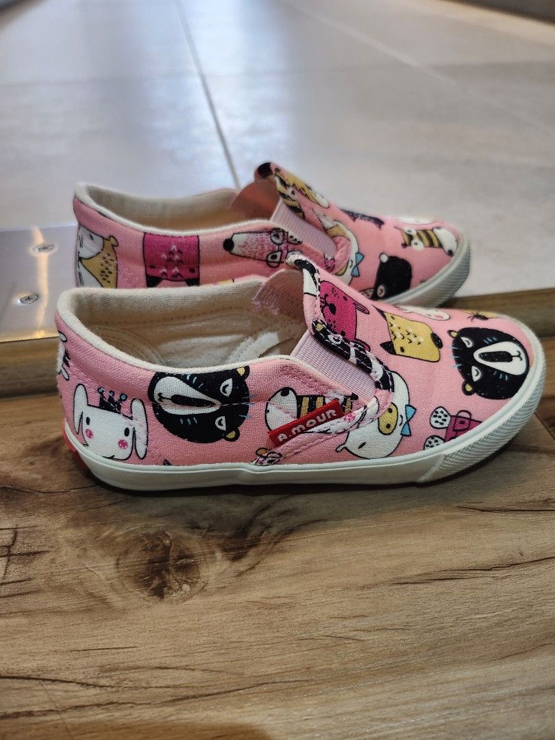 Girl shoe size hot sale 5 years old