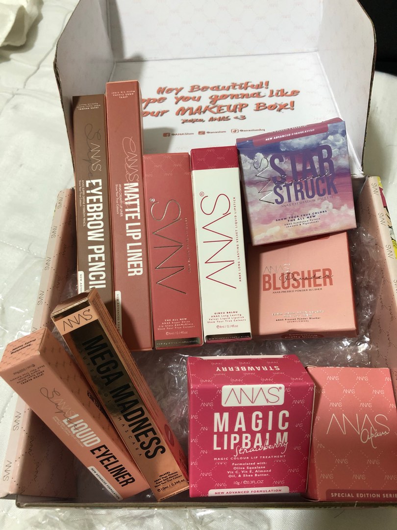 Anas makeup box, Beauty & Personal Care, Face, Makeup on Carousell