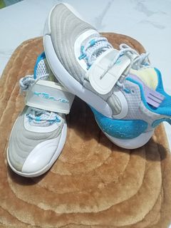 (Category: ) located in . Submitted by kshoescollection (Listing ID 1267965492, Image 1). Description: .