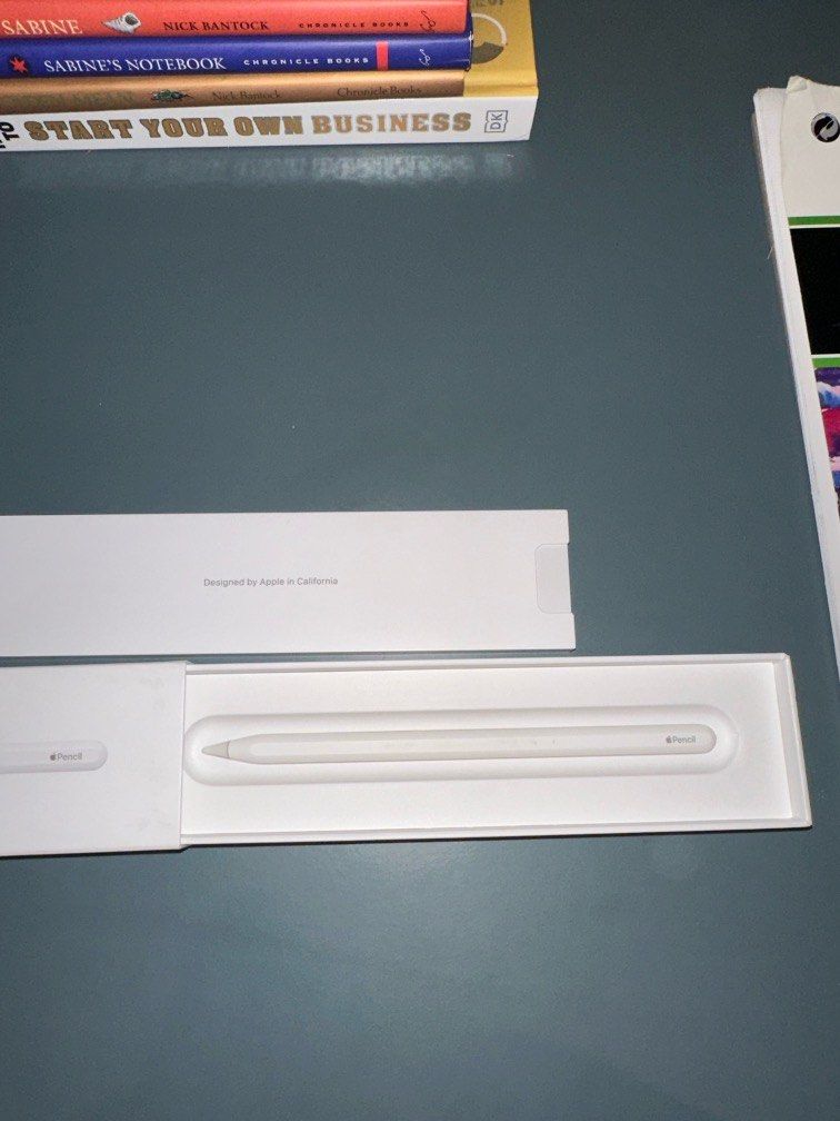 Apple Pencil 2nd Gen (Category: Other Mobile & Gadget Accessories) located in Marikina City. Submitted by communitygorl (Listing ID 1268003404, Image 2). Description: Fully functional no issues slight scuffs on the area where the ipad magnet attaches to the pencil RFS: extra Firm price, available for same day delivery from Cainta area MOP: Bank transfer or gcash.