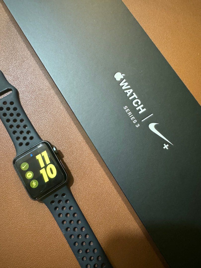 Apple watch nike+ series 3 top
