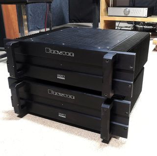 Audiophile Dual Mono Power Amplifier | Bryston | Great Condition