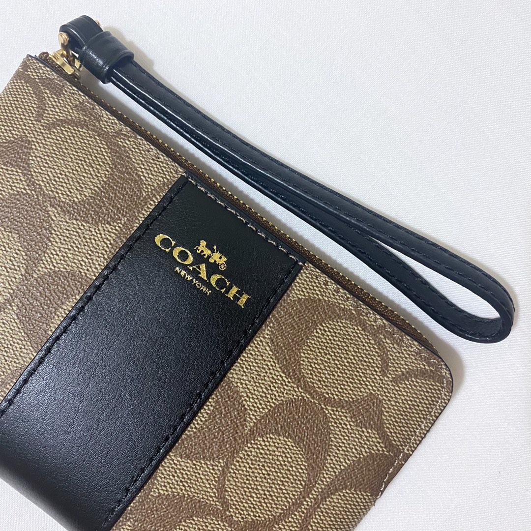 Authentic Coach Wallet, Women's Fashion, Bags & Wallets, Wallets & Card ...