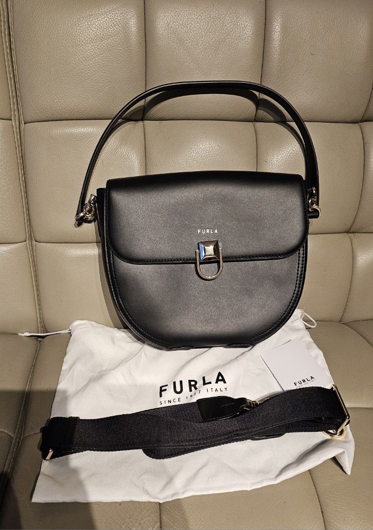 Authentic Furla Shoulder/ Crossbody Bag Black, Women's Fashion, Bags