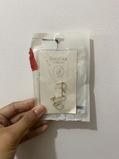 BERSHKA PIERCING