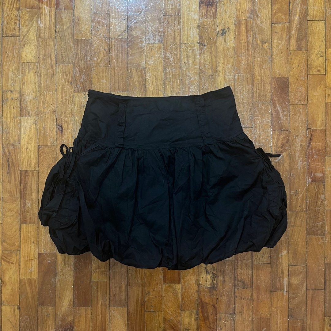 Black Puffy Mini Skirt With Pocket and Ribbons