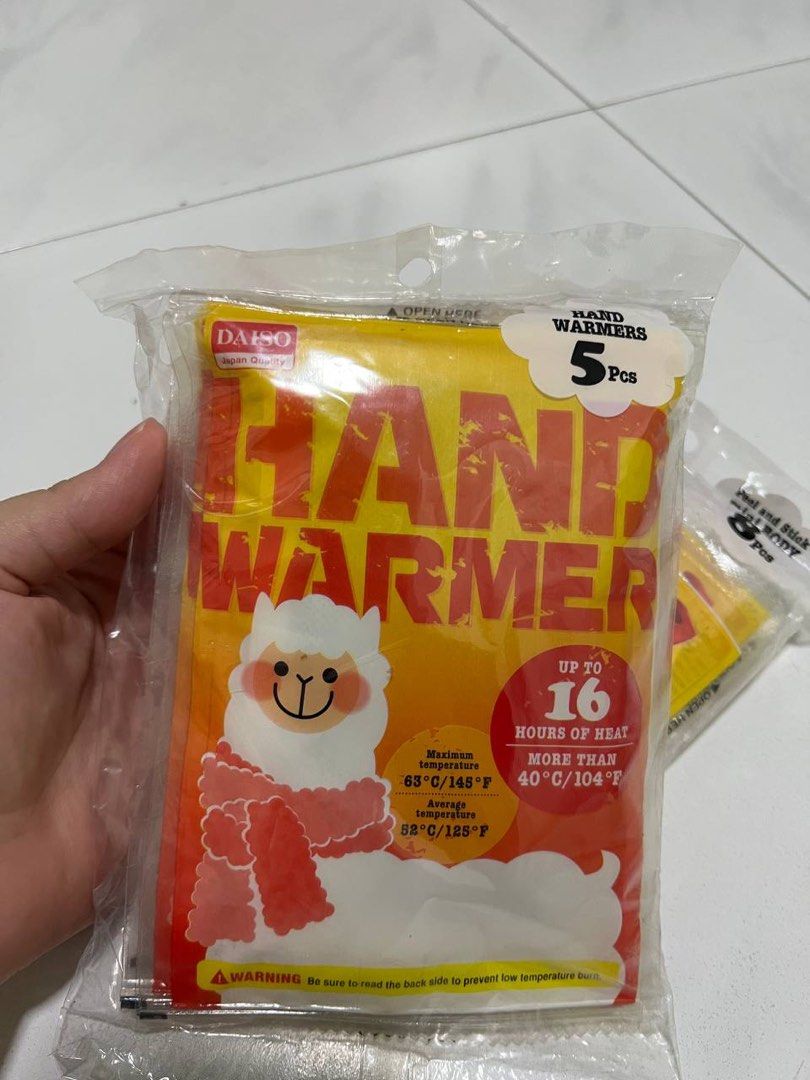 BNIB Winter Heat Packs Daiso, Health & Nutrition, Assistive
