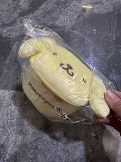 (BNWT) pompompurin kuji prize little storage plush