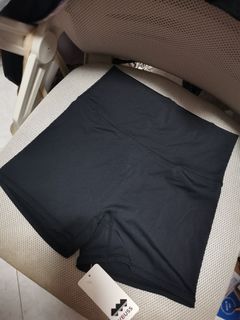 （分類：）位於 。 由 nnat214 提交（商品編號 1268073942，圖片 1）。簡介： 。