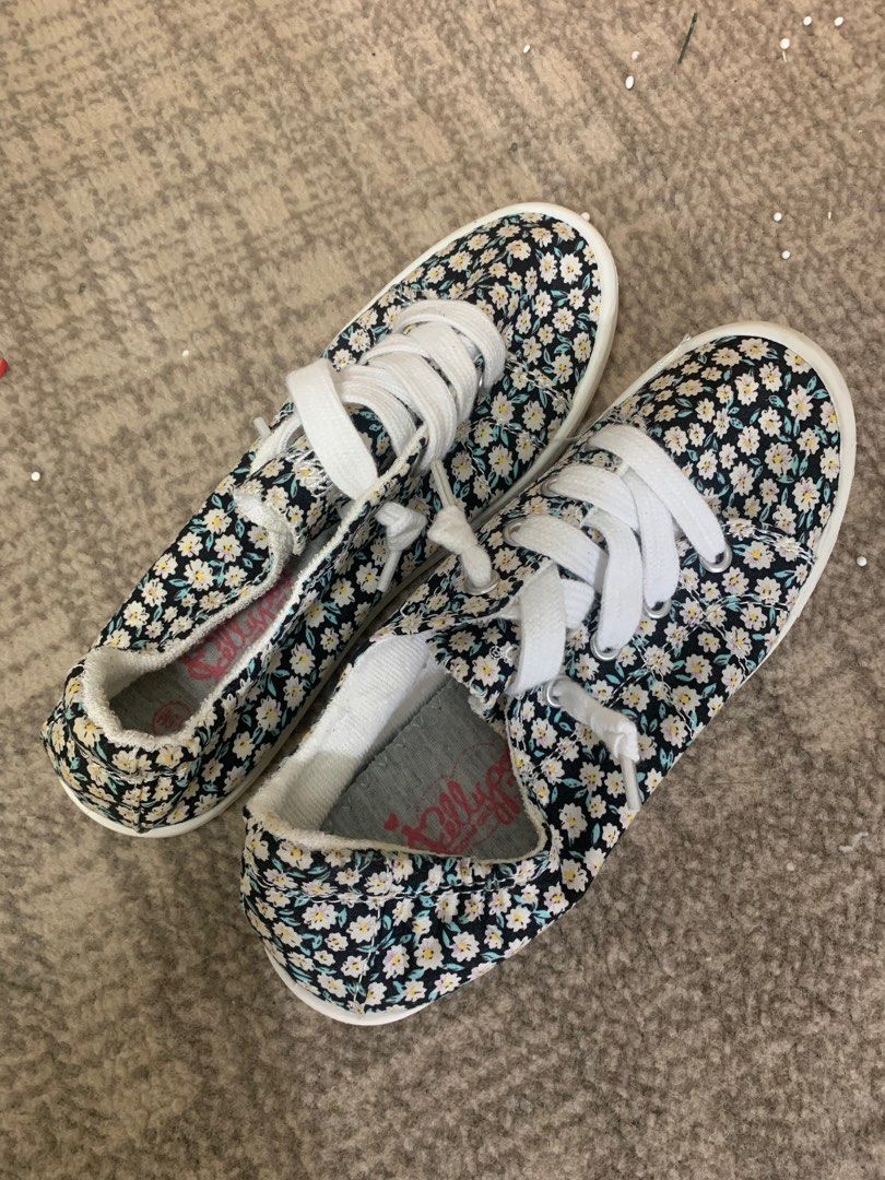 NEW YEAR SALE Brandnew Jellypop Floral Sneakers for Kids