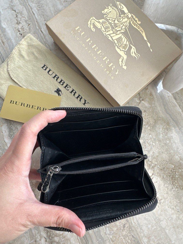 Burberry studded shop wallet