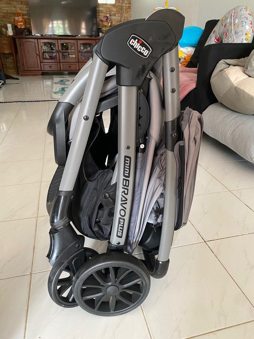 Chicco mini bravo discount plus wheels