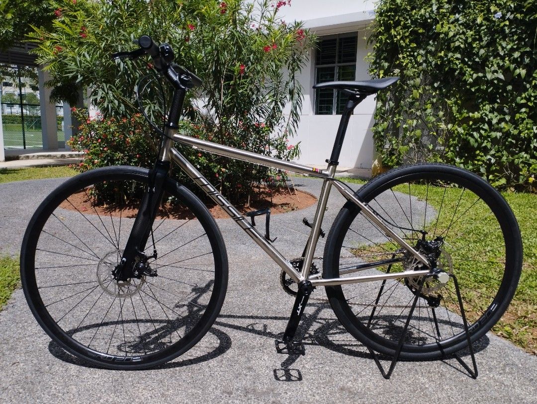 MISSILE Chromoly Steel Reynolds 520 700c Hybrid PCN Commuter Bicycle Road Bike Disc Brakes 9 Speed Brand New