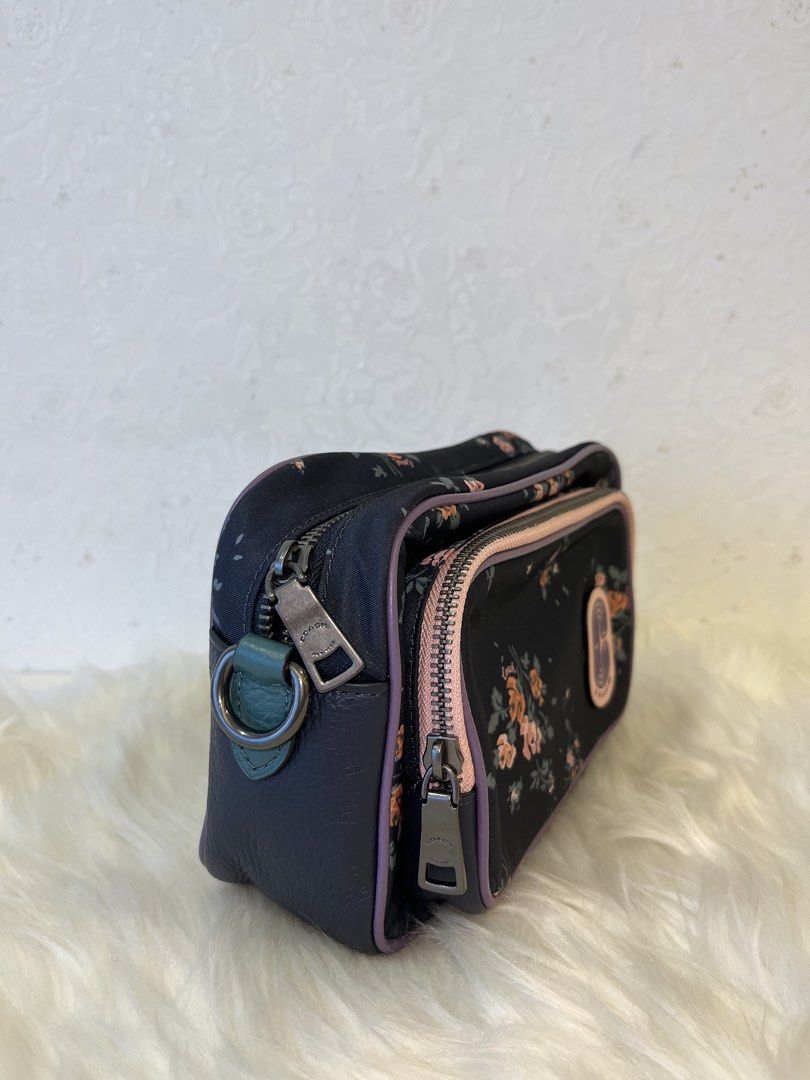 Court crossbody with rose bouquet print store