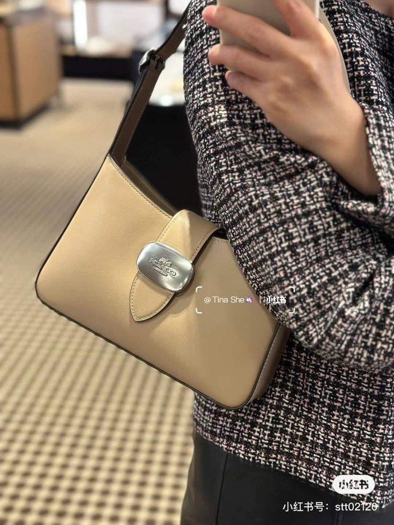 Coach Eliza shoulder bag (Category: Luxury Bags & Wallets) located in Las Pinas. Submitted by yhn_boutique (Listing ID 1268104331, Image 2). Description: New arrival Cod via lalamove/ grab -🛵 same day delivery J&T/LBC - pay today ship today Complete inclusions .