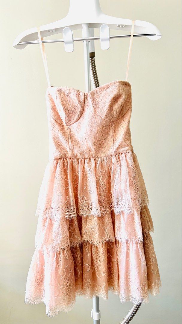 BCBG COCKTAIL DRESS (Category: Evening dresses & gowns) located in Cainta. Submitted by prelovedtobelovedauthentic (Listing ID 1267941399, Image 1). Description: BCBG MAXAZRIA size: 02 Used: Once Color: Old Rose.