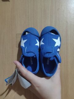 Girls on sale converse sandals