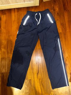 (Category: ) located in . Submitted by joysclothes (Listing ID 1268016934, Image 1). Description: .