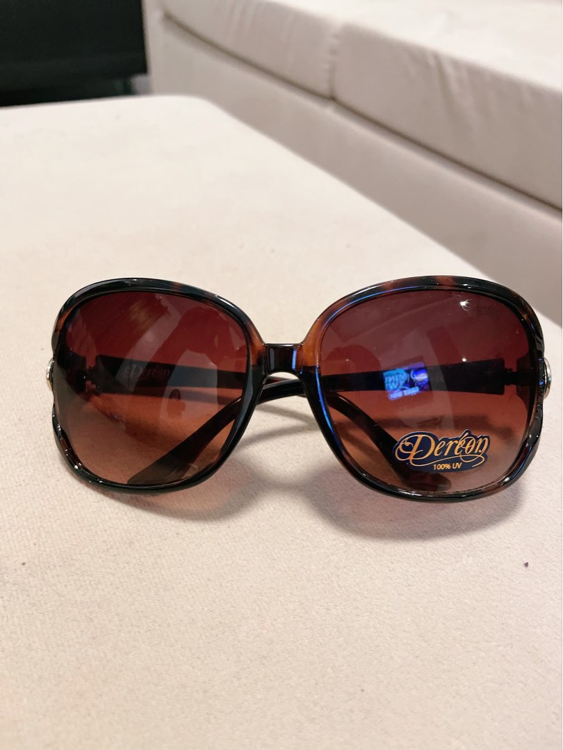 Dereon sunglasses store