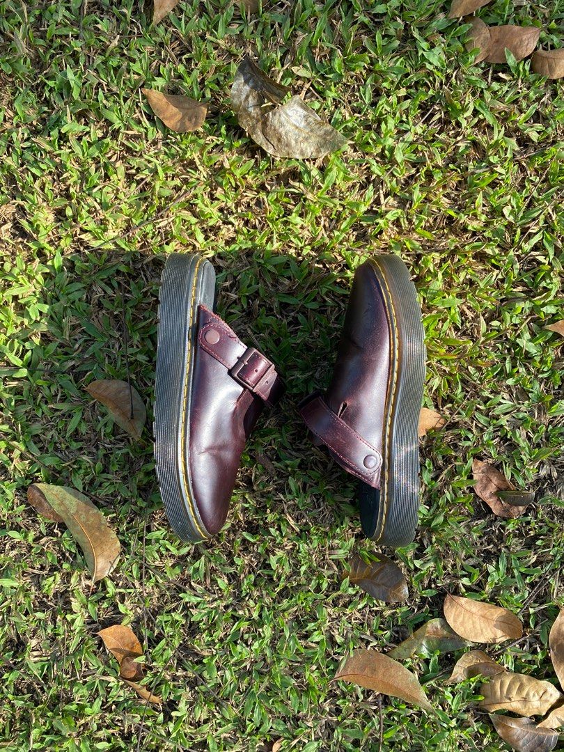 Doc store marten clogs