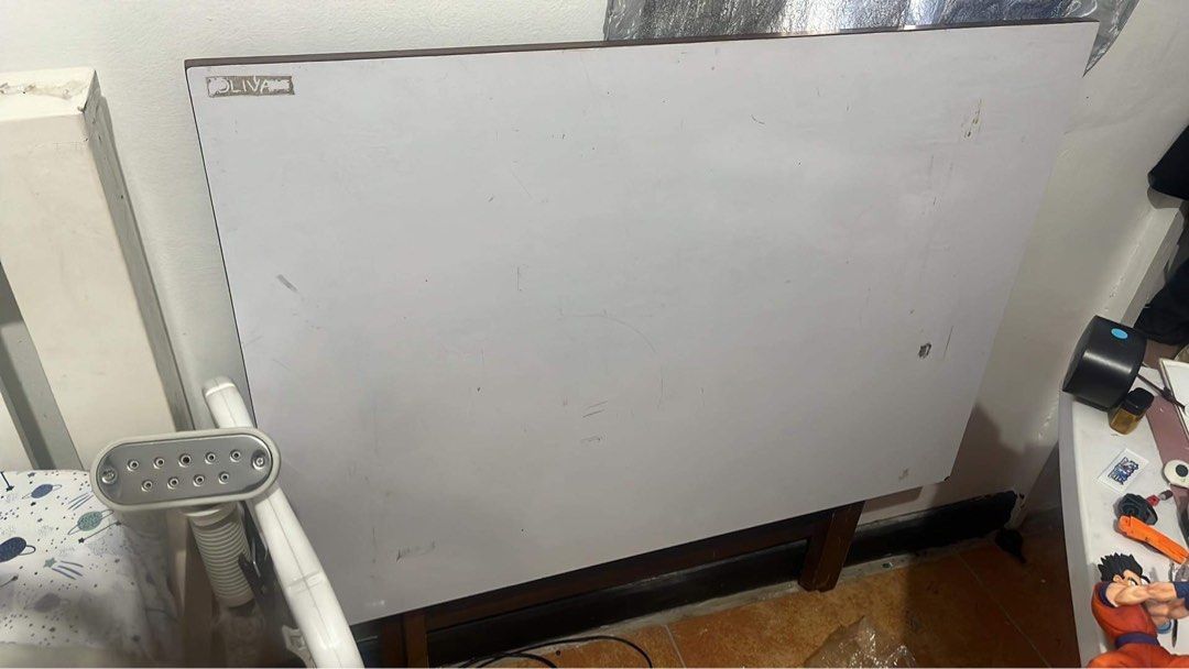 Drafting / Drawing Table (Category: Tables & Sets) located in Rizal. Submitted by arkives (Listing ID 1268035091, Image 1). Description: Just needs a little cleaning but is in overall good condition. I just graduated, not using this anymore. Price is negotiable, please be reasonable..