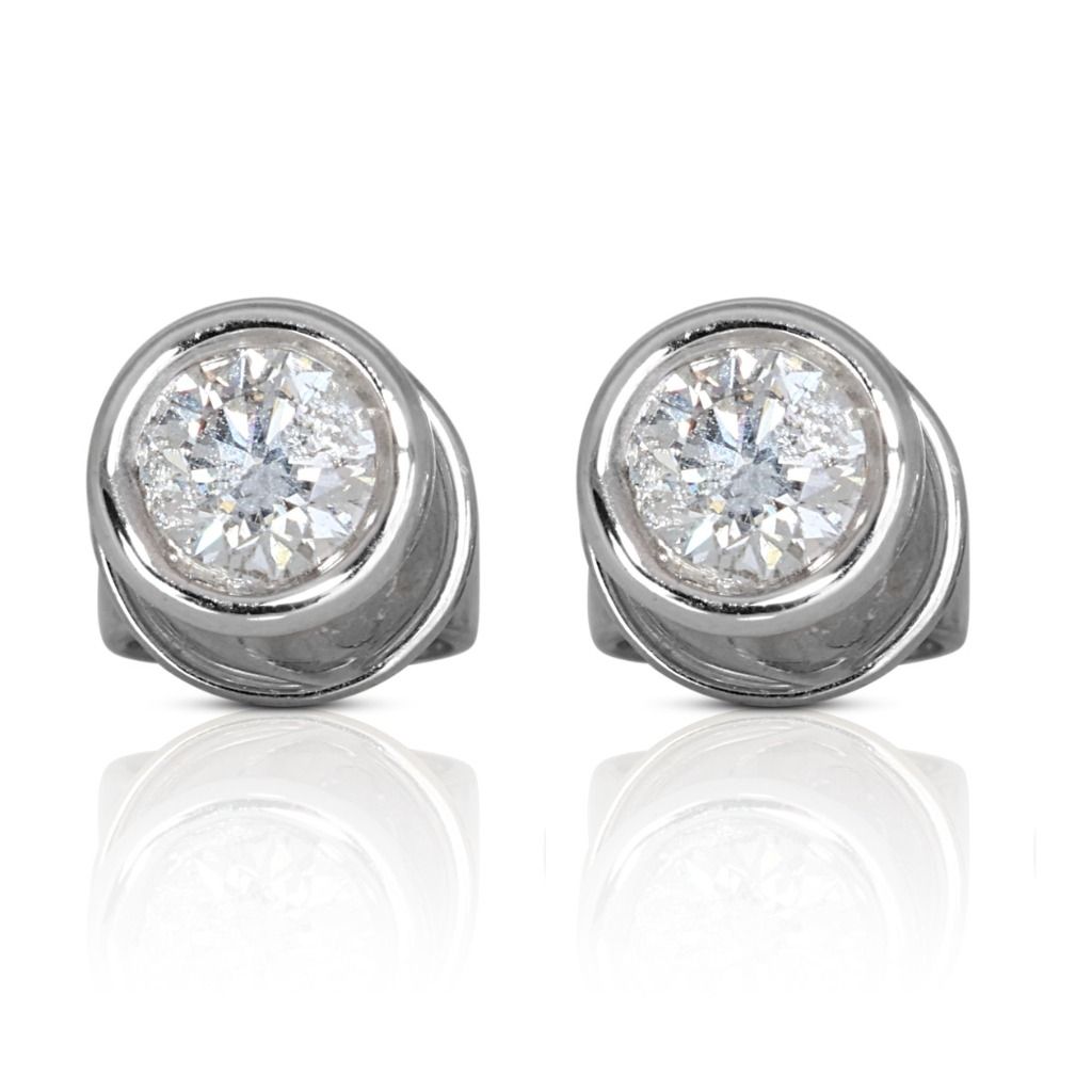 White gold stud best sale earrings