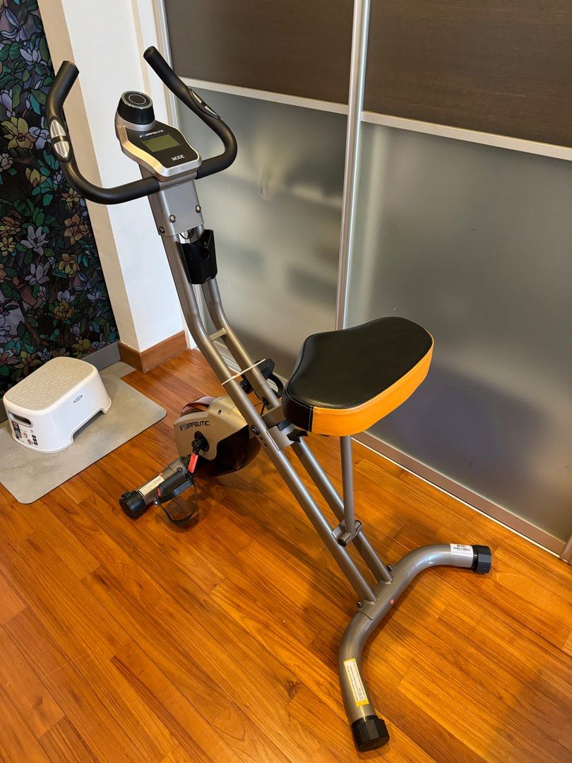 Foldable shop cardio machine