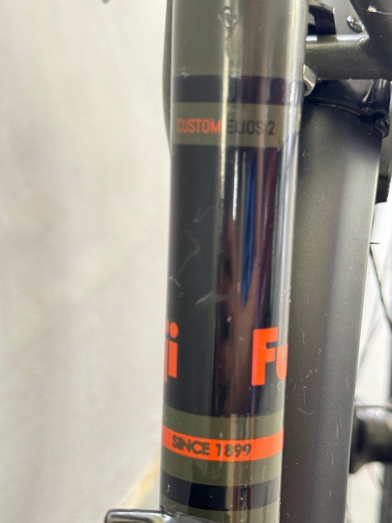Fuji Elios Custom 2 Touring spec bicycle Sports Equipment