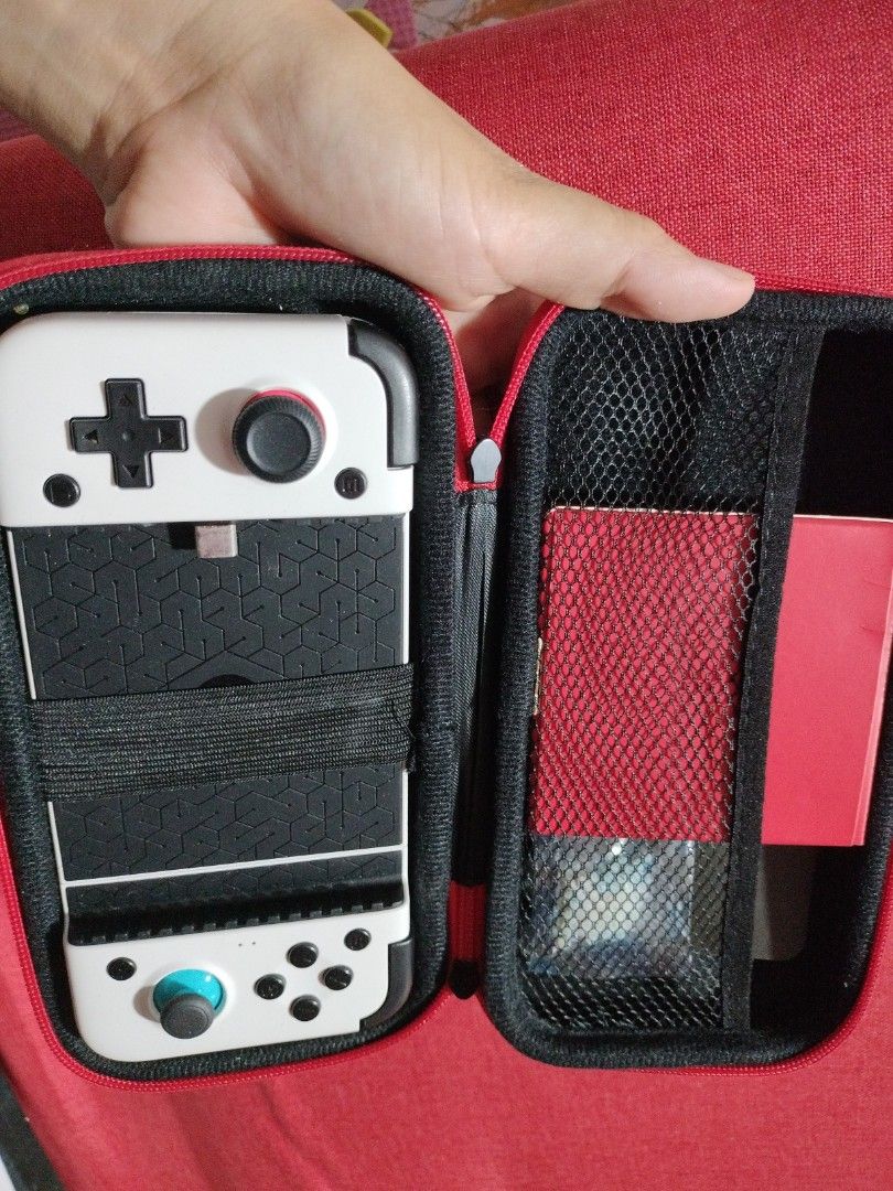 Gamesir X2 (Category: Controllers) located in Quezon. Submitted by anything_preloved_preloved (Listing ID 1267954638, Image 2). Description: .