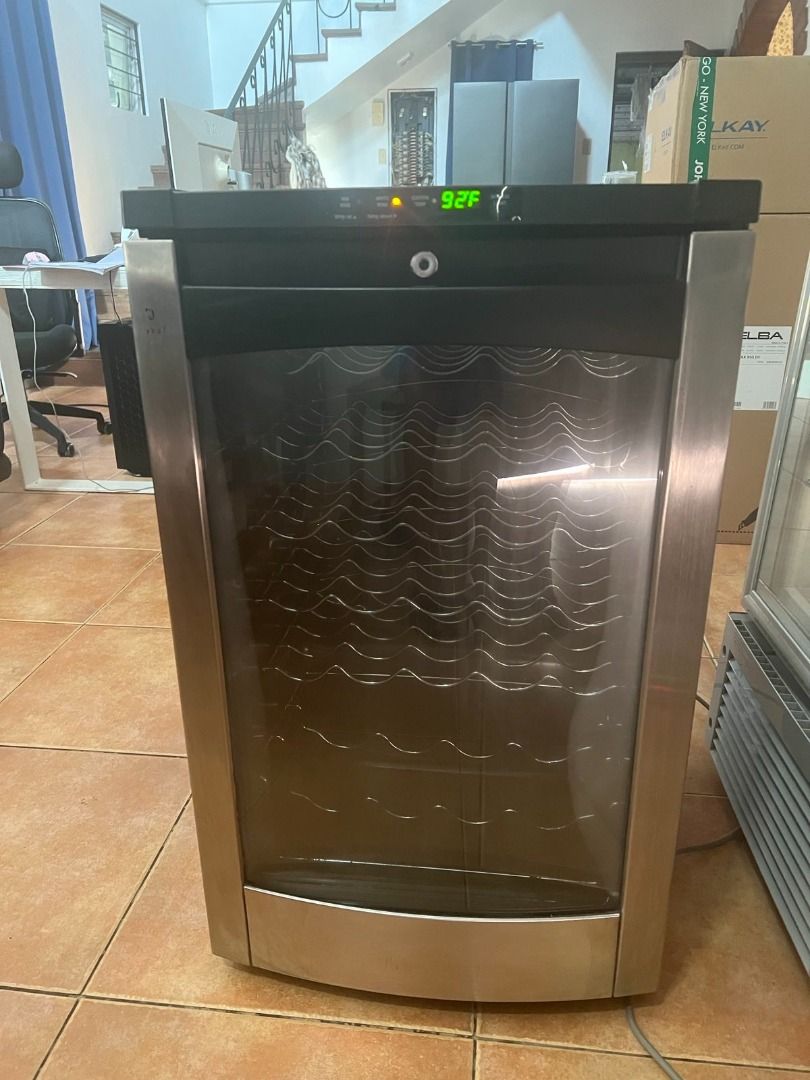 GE Branded Wine Chiller, TV & Home Appliances, Kitchen Appliances, Wine