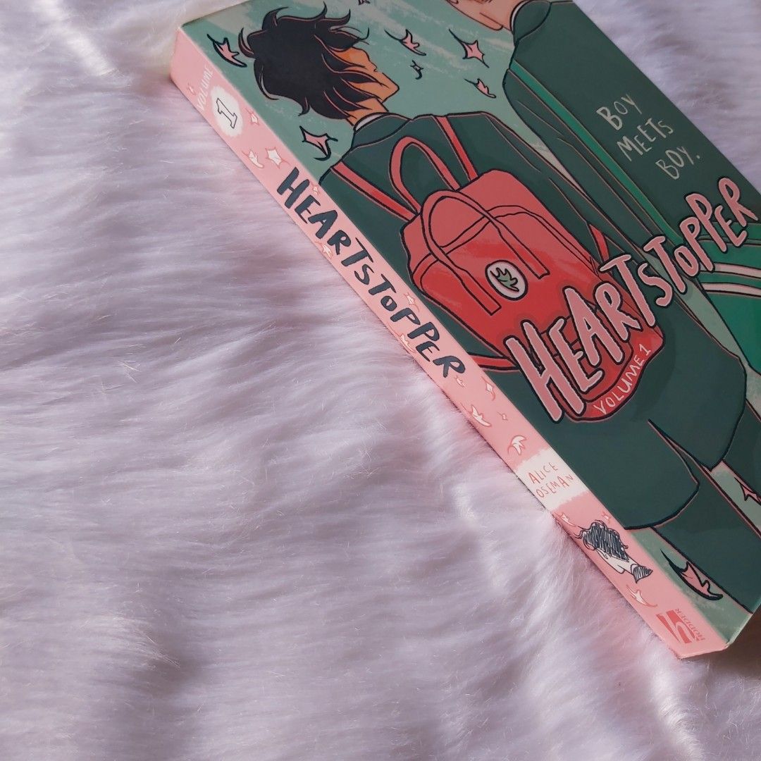 Heartstopper Volume 1 by Alice Oseman, Hobbies & Toys, Books & Magazines,  Fiction & Non-Fiction on Carousell