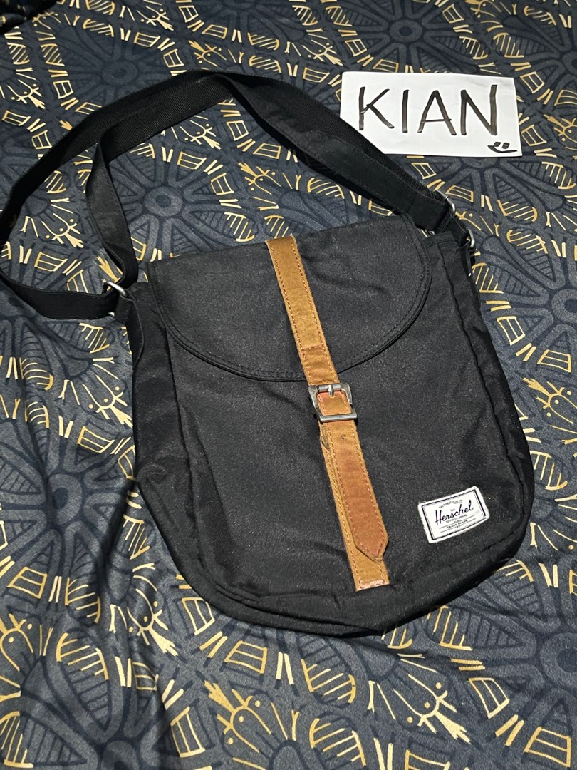 Herschel ipad bag shop