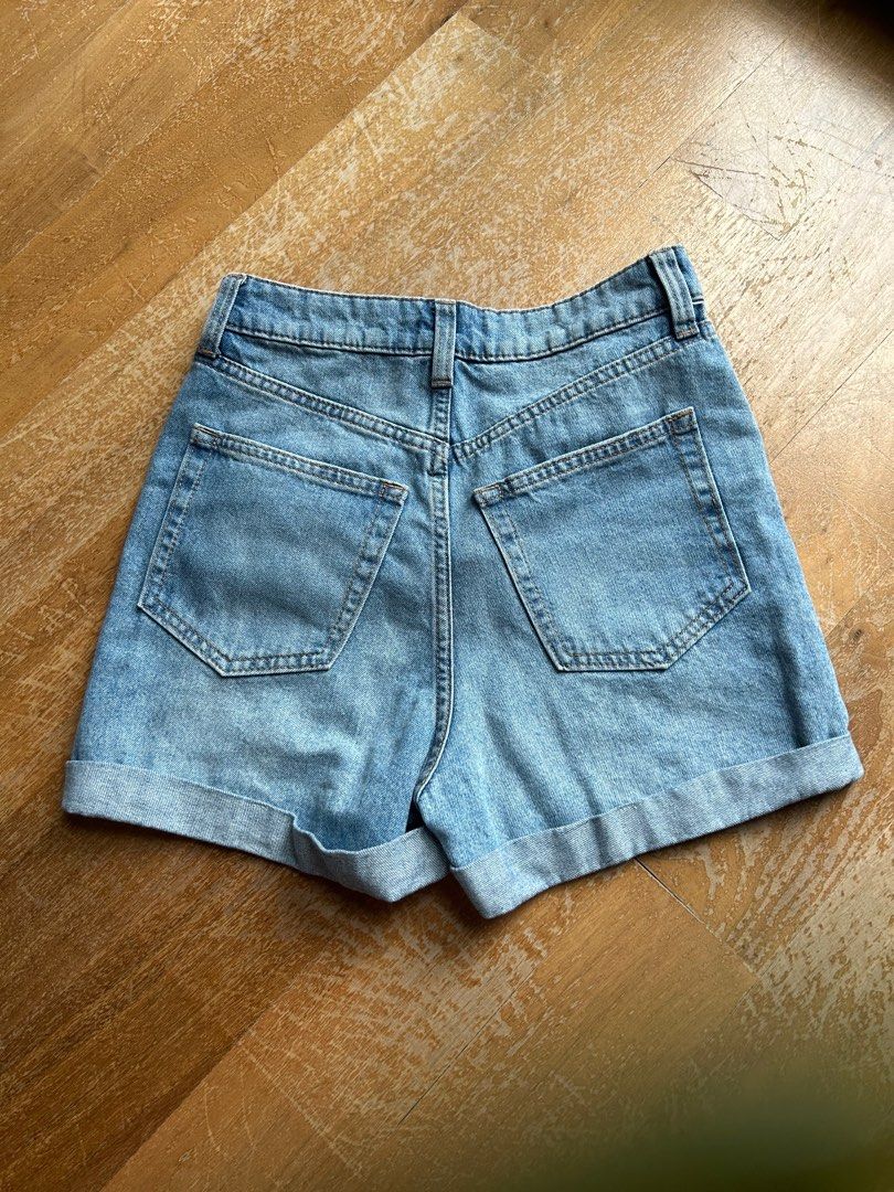 H&M High Waisted Shorts, Women's Fashion, Bottoms, Shorts on Carousell